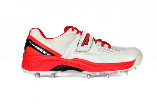 Left foot outer side view of Sega Reach Stainless Steel Spikes cricket shoe in white red colour. Partial S.S. spikes visibility enhances the shoes