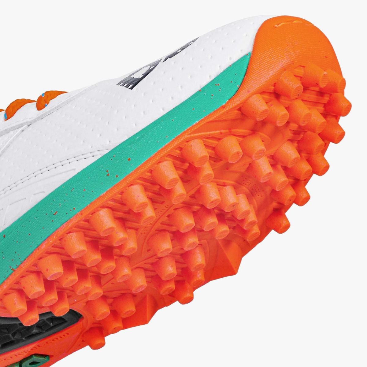 DSC Jaffa 22 Cricket Shoe